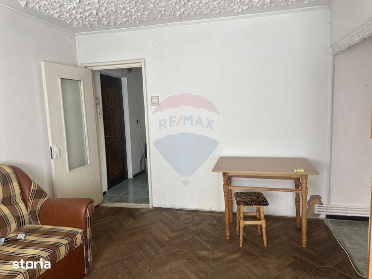 Apartament cu 2 camere semidecomandat în Mărăței