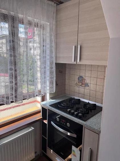 Apartament cu 2 camere decomandat în Valea Aurie