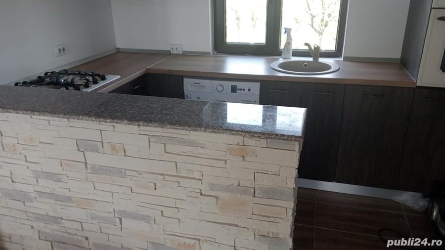 Casă cu 5 camere în Scorțaru Vechi