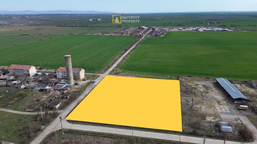 Teren Construcții intravilan de 9520 mp, în Sud