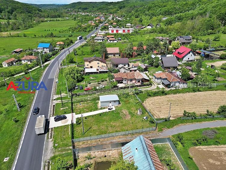 Casă individuală cu 2 camere cu Canalizare în Drăganu