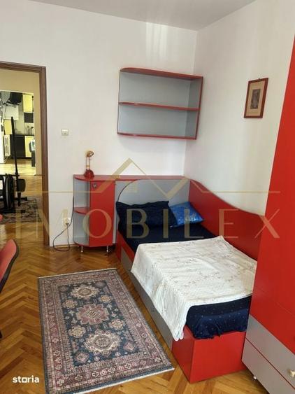 Apartament cu 4 camere în Zorilor