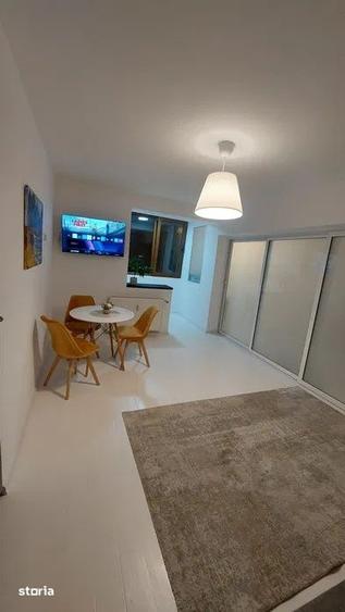 Apartament cu 2 camere semidecomandat, mobilat în Grivița