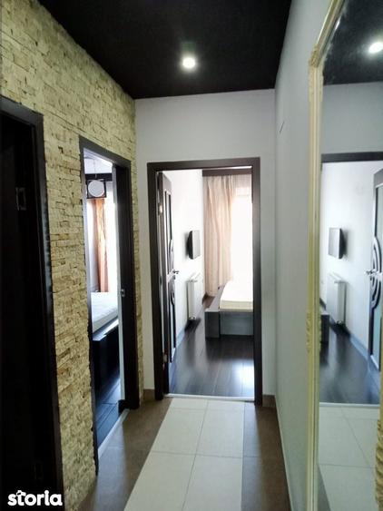 Apartament cu 3 camere în Cantemir
