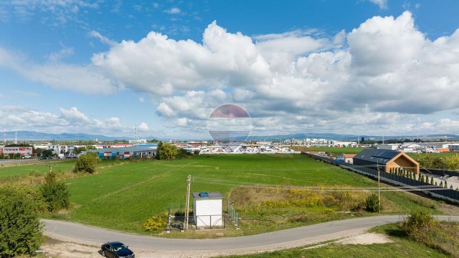 Teren Construcții intravilan de 8500 mp, în Griviței
