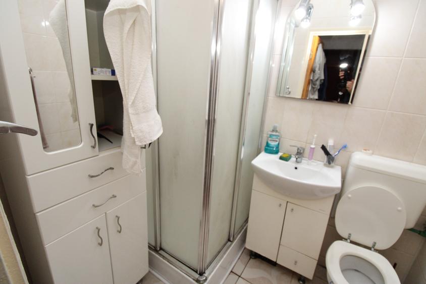 Apartament cu 2 camere decomandat în Drumul Taberei