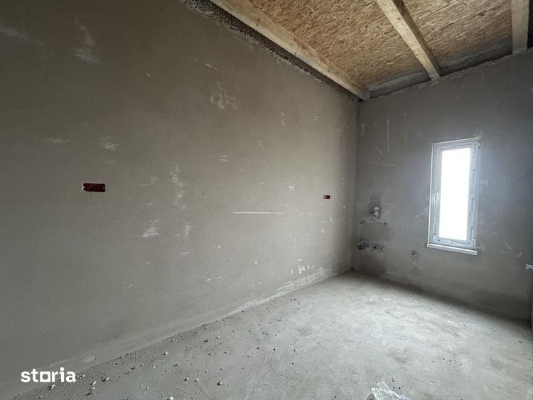 Casă cu 4 camere cu Teren 350 Mp în Central