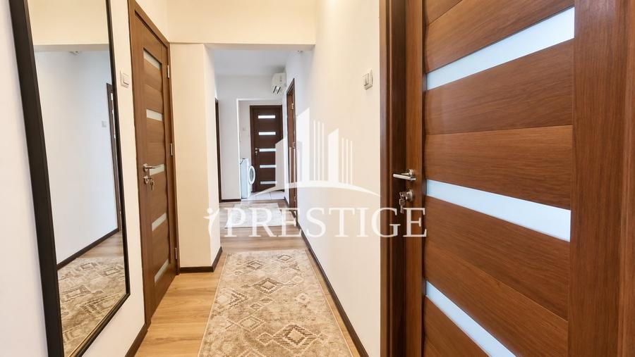 Apartament cu 4 camere decomandat, mobilat în Mihai Viteazul