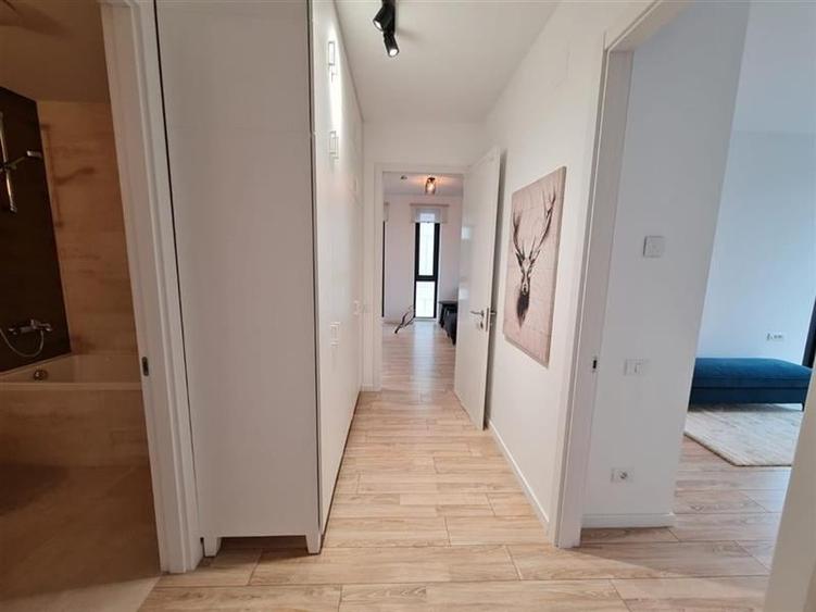 Apartament cu 3 camere semidecomandat, mobilat în Herăstrău
