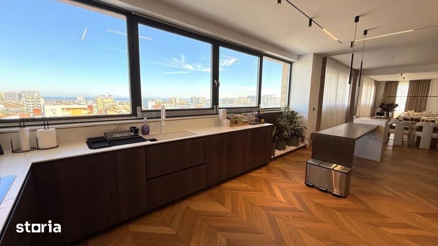 Apartament cu 6 camere în Nord
