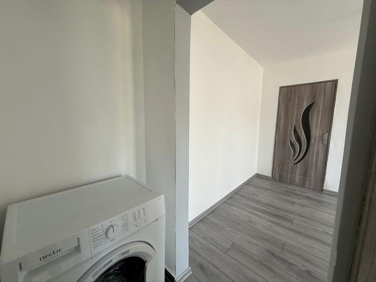 Apartament 2 camere zona Sc. Gen. Nr. 6-etaj2 - 4