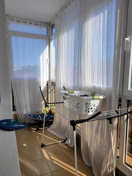 Apartament cu 3 camere decomandat în Apărătorii Patriei