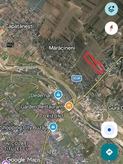 Teren de 300 mp, în Mărăcineni
