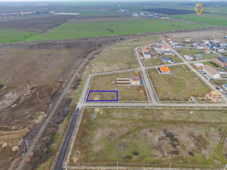 Teren Construcții intravilan de 700 mp, în Vladimirescu