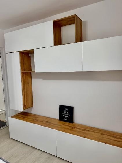 Apartament cu 2 camere nedecomandat, mobilat în Central