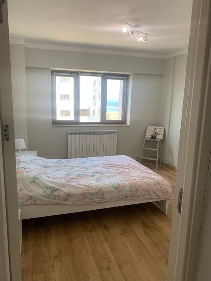 Apartament cu 2 camere decomandat, mobilat în Faleza Nord