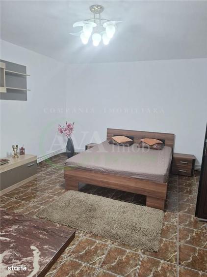 Garsonieră decomandată în Central