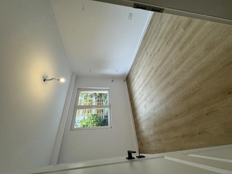 Apartament cu 2 camere decomandat în Tei