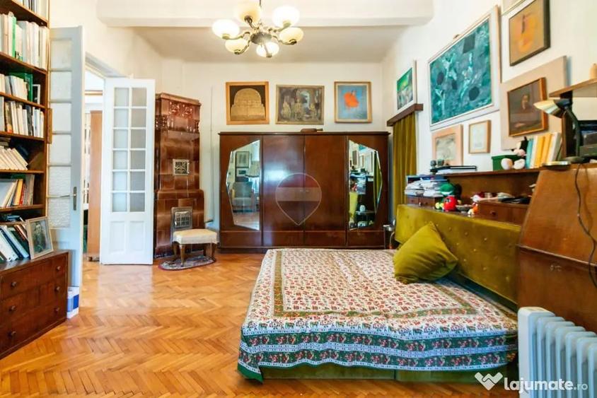 Casă cu 7 camere cu Teren 241 Mp în Kiseleff