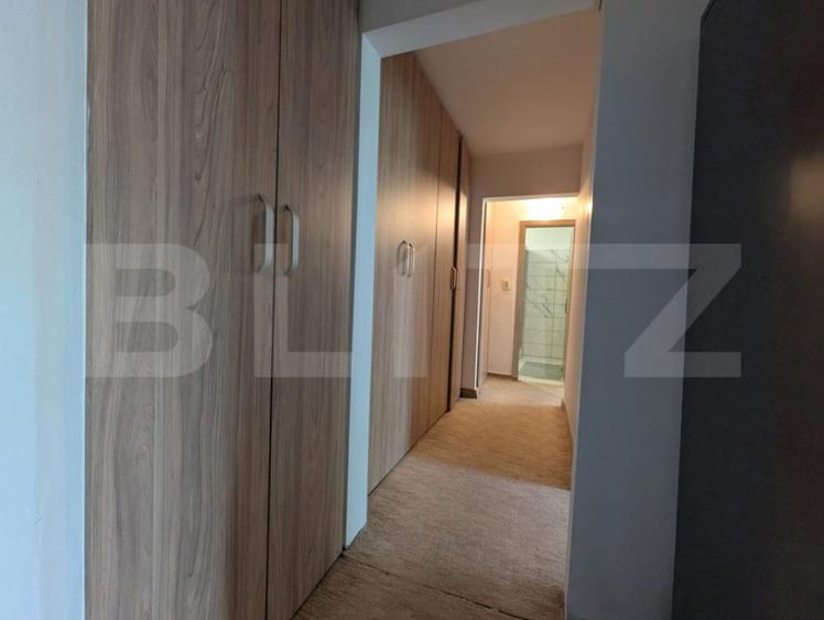 Apartament cu 3 camere decomandat în Decebal