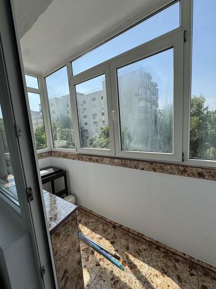 Apartament cu 2 camere decomandat în Brâncoveanu