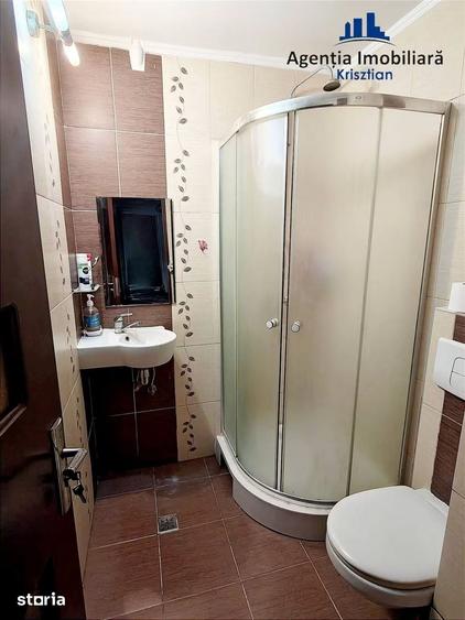 Apartament cu 4 camere decomandat în Burdea