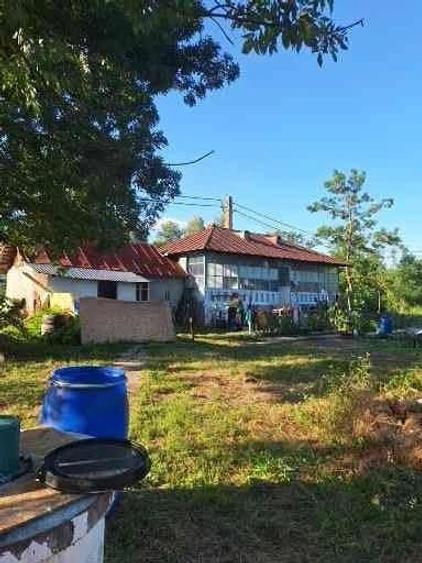 Casă cu 2 camere cu Teren 1471 Mp în Ciolănești