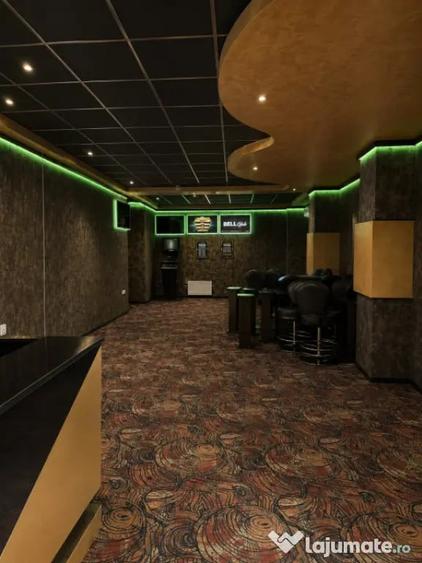 Spațiu comercial, de 120 mp, în Central