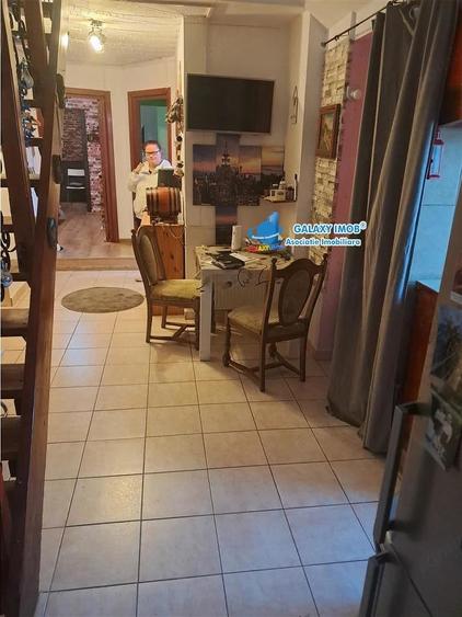Apartament cu 3 camere decomandat în Găvana