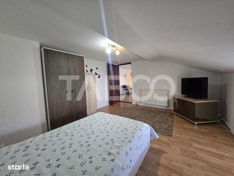 Apartament cu 2 camere decomandat în Lupeni