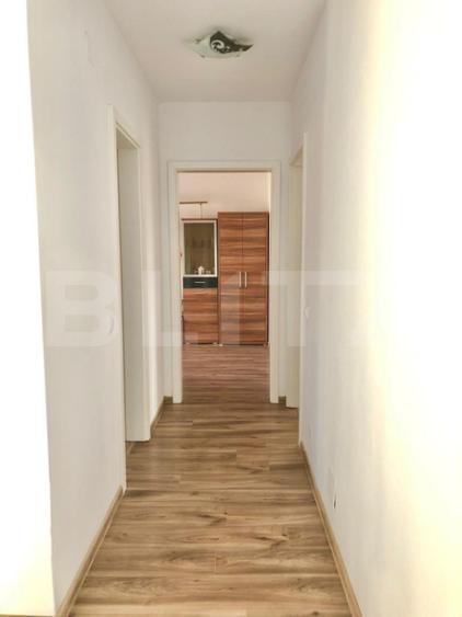 Casă cu 5 camere cu Teren 60 Mp în Central
