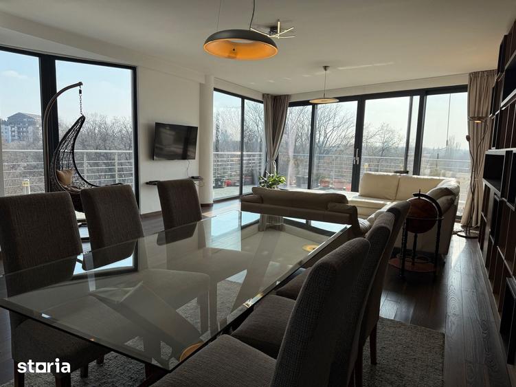 Apartament cu 5 camere în Băneasa