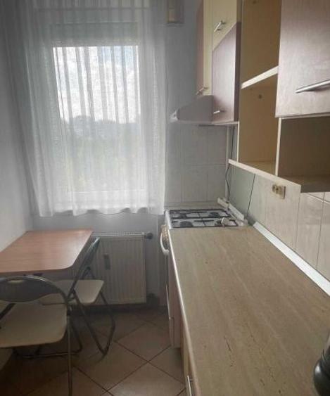 Garsonieră decomandată, mobilată în Drumul Taberei
