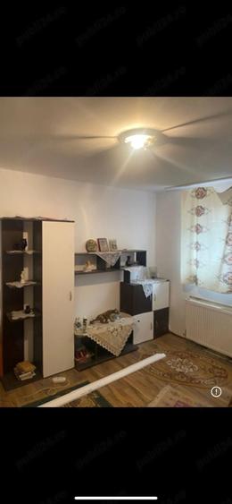 Apartament cu 2 camere semidecomandat în Eroii Revoluției