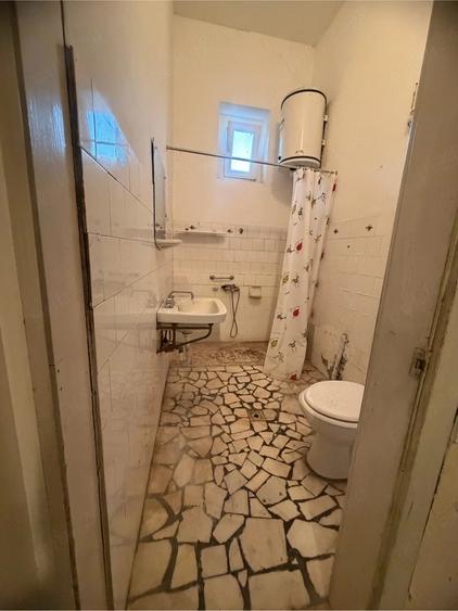 Casă cu 4 camere cu Teren 1412 Mp în Ultracentral