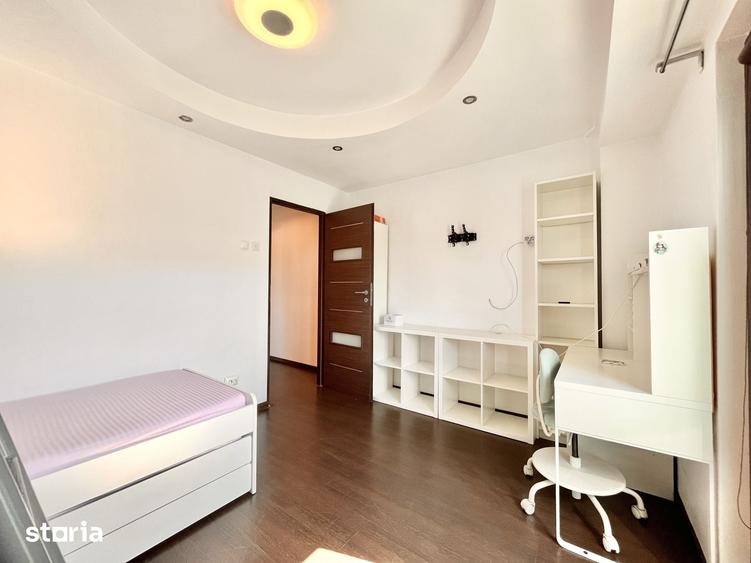 Apartament cu 3 camere în Centrul Civic