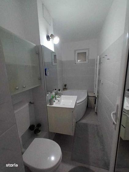Apartament cu 2 camere decomandat în Micro 13