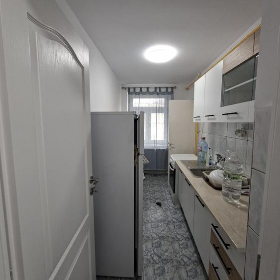 Garsonieră decomandată în Mărăței