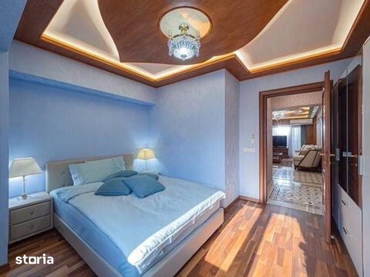 Apartament cu 4 camere decomandat în Centrul Civic