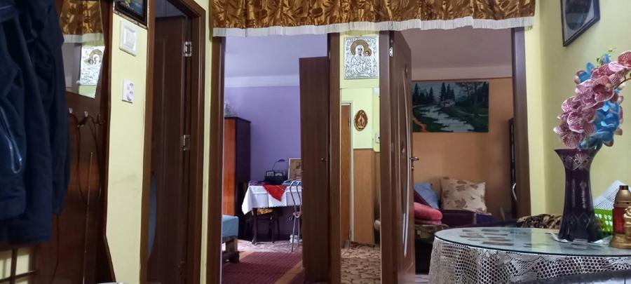 Apartament cu 2 camere decomandat în Banca Națională