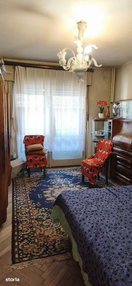 Apartament cu 3 camere decomandat în Centrul Civic