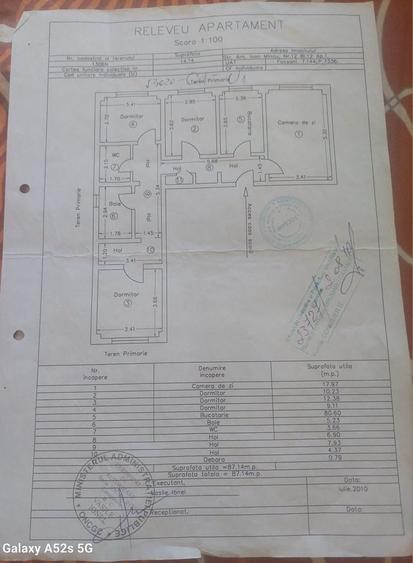 Apartament cu 4 camere decomandat în Central
