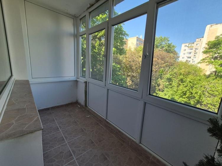 Apartament cu 3 camere circular, mobilat în Berceni