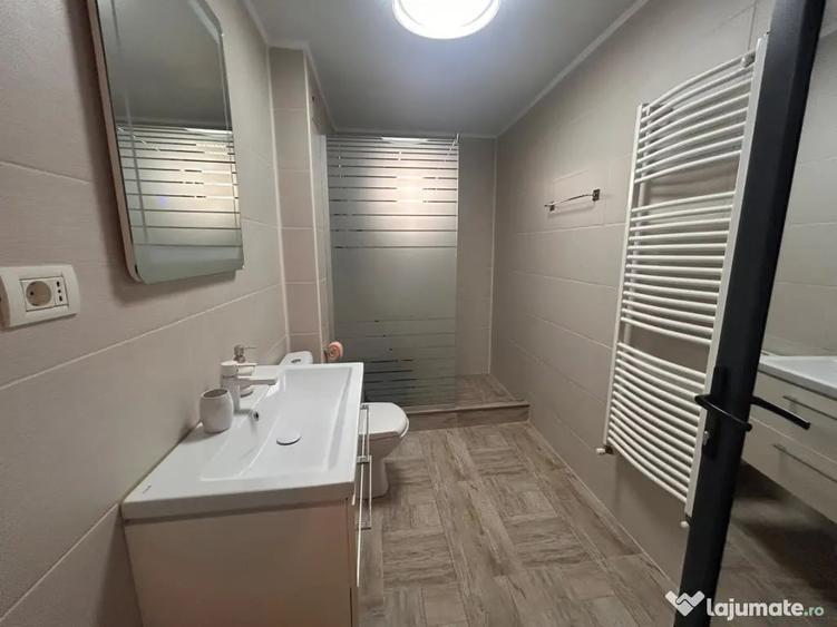 Apartament cu 2 camere decomandat în Plantelor