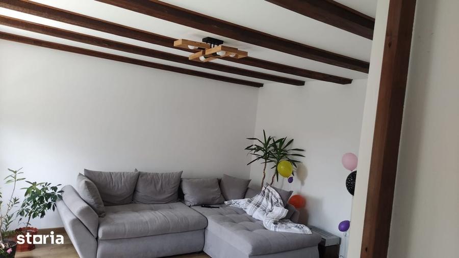 Casă cu 4 camere cu Teren 2600 Mp în Sânpaul