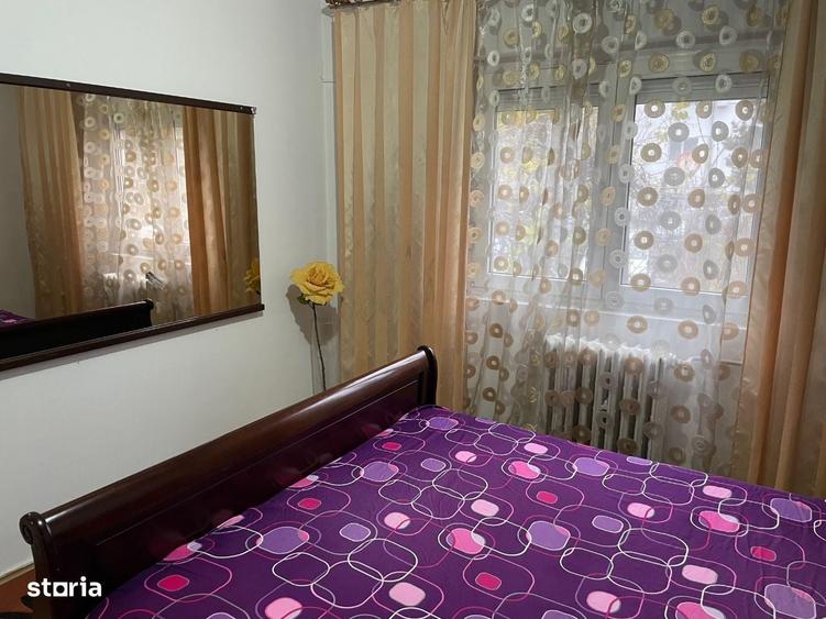 Apartament cu 3 camere decomandat în 9 Mai