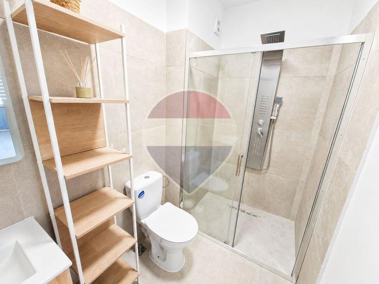 Apartament cu 2 camere semidecomandat, mobilat în Florești