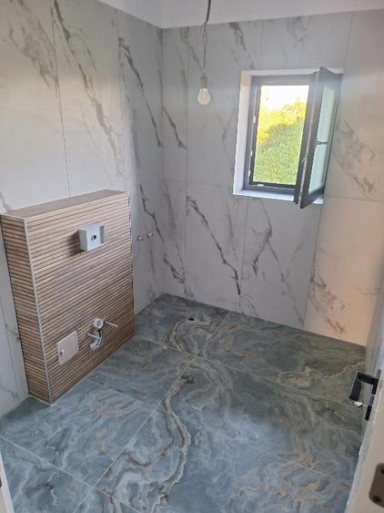 Casă individuală cu 5 camere cu Garaj în Central