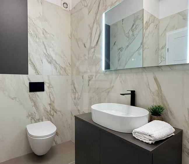 Apartament cu 2 camere semidecomandat în Florești
