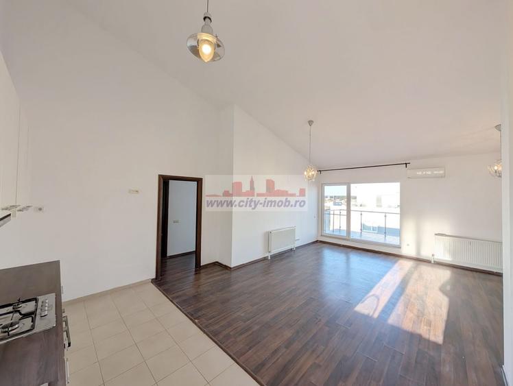 Apartament cu 2 camere semidecomandat în Băneasa